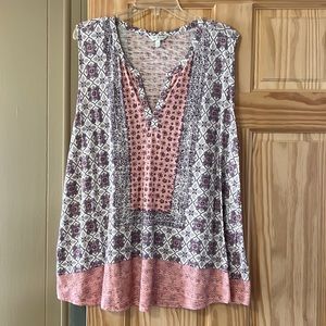 Like new cotton stretch blouse. Muscle sleeves